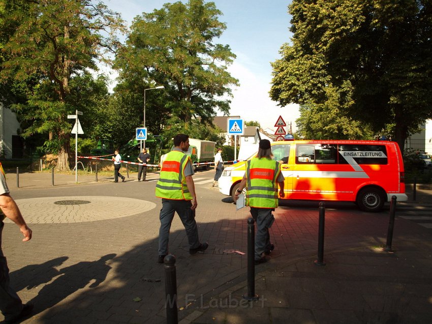 Bombenfund Koeln Vingst Burgstr Schulstr P035.JPG